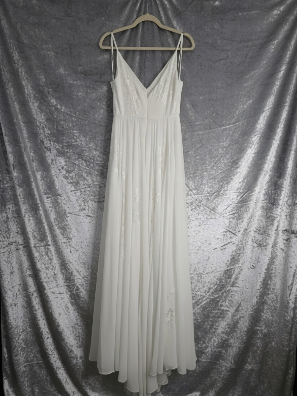 BHLDN Bonaire V-Neck Embroidered Wedding Gown, Never Altered Floor Model - Picture 12 of 13